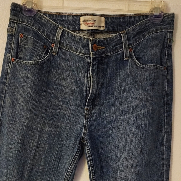 Levi's Strauss Signature Stretch Low Rise Bootcut Size 12 - Picture 2 of 8